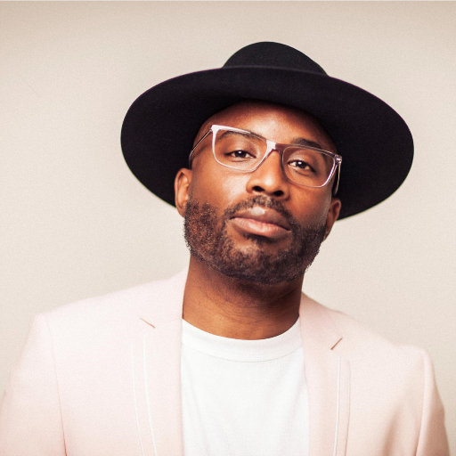 泥鳅钻入女的币币里,视频
